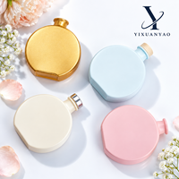 Diffuseur de parfum d'ambiance moderne à faible MOQ, nouveau style, avec logo personnalisé, bouteille avec collier et couvercle en bois, or, noir, argent pour huiles essentielles