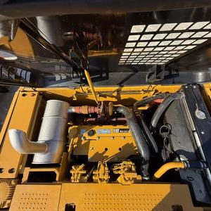 Excavatrice hydraulique d'occasion CAT320D2L, fabriquée au Japon, 96% neuve, modèle 2023, moteur 112 kW, 20T, prix avantageux. - Product Image 4