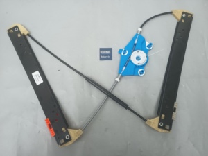 Soluzione Completa per Ricambi Auto: Sistema di Pannelli <span class=keywords><strong>Carrozzeria</strong></span>, Staffa di Sollevamento Posteriore R 7L0839462D per Touareg - Product Image 1