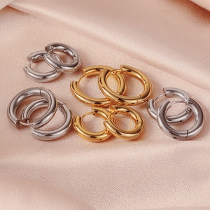 Fabricant de boucles d'oreilles créoles circulaires de 2,5 mm de plusieurs tailles, boucles d'oreilles géométriques rondes en acier inoxydable pour femmes - Product Image 1