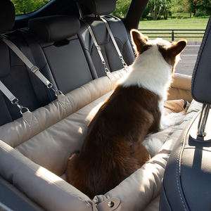 Luxus-Hundebetten Kunstleder-Hundeautositz-Erhöhung Doppelsitze Haustier-Autositz-Bett mit Sicherheitsgurt Anpassbares LOGO Haustierbetten - Product Image 5