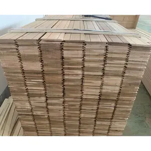 Factory Exterior Wood Cladding Boards Western Red Cedar Timber Shiplap Wall Paneling Siding