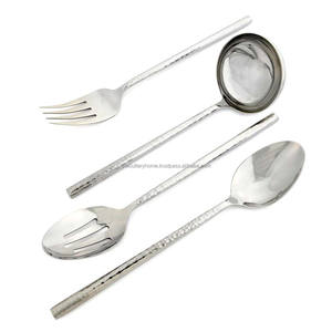 Ensemble de vaisselle artisanal en laiton nickelé de luxe, design artistique en relief, couverts en acier inoxydable rustique, utilisation scolaire - Product Image 5