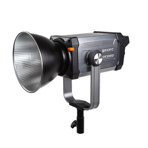 Luce LED Triopo per Fotografia, Illuminazione Bianca da 300 Watt, Luce da Studio Video 5600k per Prodotti, Ritratti e Streaming <span class=keywords><strong>Live</strong></span> - Product Image 1