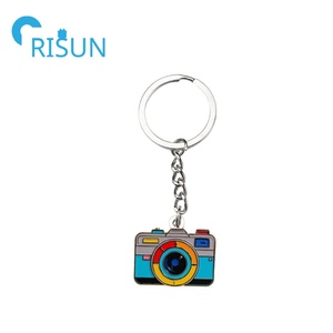Phim hoạt hình kỹ thuật số retro máy ảnh đồ trang sức Keychain Máy ảnh ống kính tinh tế mông hình ảnh giấy chụp ảnh Ba lô quyến rũ móc khóa - Product Image 2