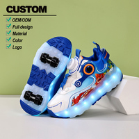 Chaussures à roulettes à quatre roues avec logo personnalisé pour enfants patins à roues alignées lumineux avec transfrontalier durable et léger pour les enfants