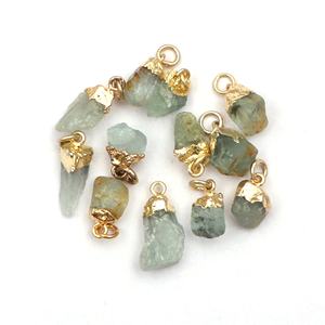 Connecteur fait à la main fabrication de bijoux or électroplaqué naturel aigue-marine brute pierre précieuse trouver des bijoux vente en gros fournisseur charmes - Product Image 2