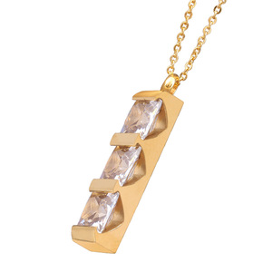 Ensemble collier et boucles d'oreilles en zircon pour femme, géométrique, avec serti carré rouge, bijoux de mode pour soirée - Product Image 4