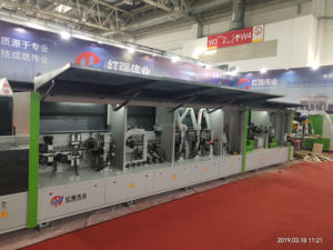 Plaqueuse à <span class=keywords><strong>angle</strong></span> de 45/90 degrés entièrement automatique, machine multifonctions à <span class=keywords><strong>angle</strong></span> droit/nouveau plaquage de bord pvc mdf - Product Image 5