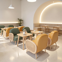 Nouvel ensemble table et chaises de style crème pour café, restaurant confortable, design en bois pour café, salon de thé, bistro