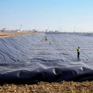 HDPE <span class=keywords><strong>geomembrane</strong></span> lót cho Heap leach Pad HDPE Pond <span class=keywords><strong>Liner</strong></span> cho nước rỉ nước ao HDPE <span class=keywords><strong>geomembrane</strong></span> lót cho tailing 1.5mm HDPE <span class=keywords><strong>geomembrane</strong></span> - Product Image 5