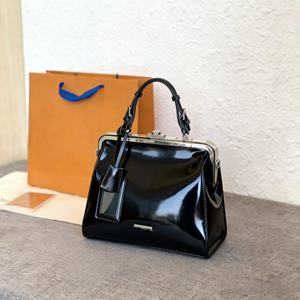 Sac fourre-tout de créateur en cuir véritable de qualité supérieure, élégant et tendance, fabriqué par un designer - Product Image 3