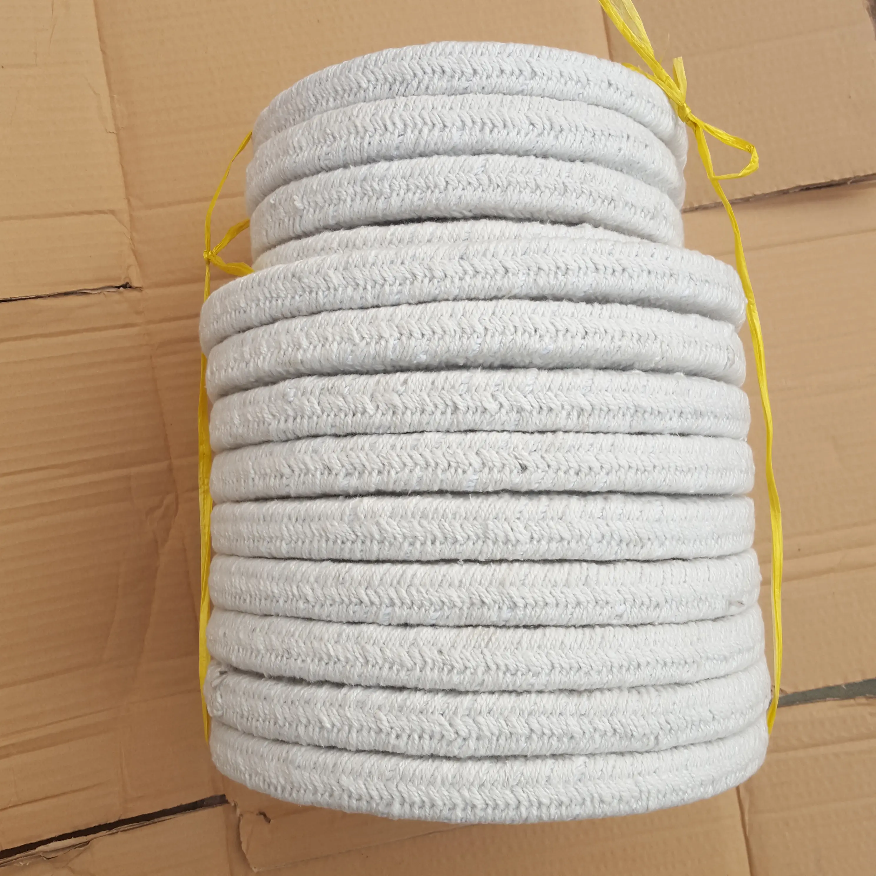 Factory Supply Soft Pure Ceramic Fiber Gland Packing For Seal