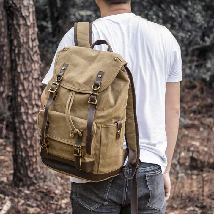 Hot Sale Genuine Leather Waxed Vintage Canvas Backpack for Men Outdoor  Activities