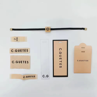 Étiquettes de vêtements rectangulaires personnalisées les plus vendues avec estampage doré et impression UV, en papier, pour chaussettes et vêtements
