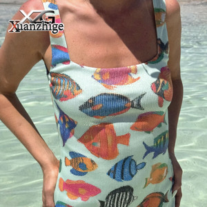 Nuevo diseño de lentejuelas inspirado en el océano personalizado para vacaciones en la playa, Vestido corto ajustado sin mangas, vestido de cuello cuadrado con lentejuelas de pez colorido - Product Image 3