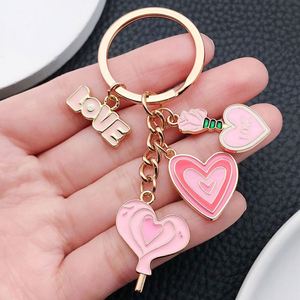 Llaveros de Metal con Flores y Corazones Rosados, Modernos, Creativos y Lindos, Accesorios para Bolsos, Colgantes Decorativos - Product Image 5
