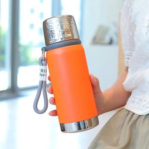 550/700ml Outdoor Sports Portable Large Capacity Stainless Steel <b>Water</b> <b>Bottle</b> for Men Women Students Butt Cups - Product Image 2