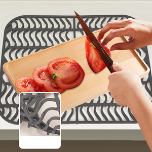 Tapis <span class=keywords><strong>de</strong></span> protection <span class=keywords><strong>de</strong></span> cuisine antidérapant et résistant à la chaleur pour évier en silicone avec trou <span class=keywords><strong>de</strong></span> vidange central - Product Image 2