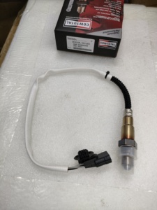 Capteur d'oxygène automobile neuf Cowtotal OEM 0258006990 pour VW AUDI <span class=keywords><strong>FORD</strong></span> Golf Mk3 Passat Polo <span class=keywords><strong>Sharan</strong></span> - Product Image 1