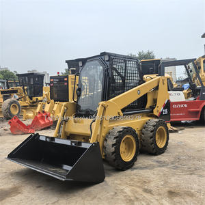 Chargeuse compacte Cat 226B3/226B/226B2 d'occasion Mini taille à faible durée de fonctionnement Moteur 42KW 2.6 tonnes en bon état à vendre - Product Image 4