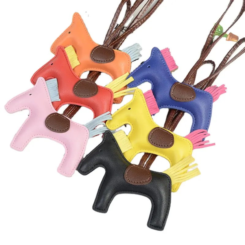 Luxury Handmade PU Leather Horse Keyring Animal Key Chain Women Bag Charm Pendant Accessories Leather Horse Keychain
