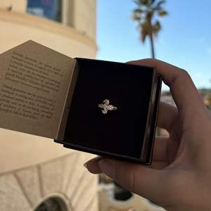 Anillo Iris de Plata Pura S925, Estilo Antiguo, Lujo Ligero, Diamantes Completos, Patrón Geométrico de Alta Belleza, Anillo de Diamantes con Temperamento Único - Product Image 2