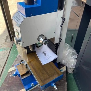 Mini máquina de taladrar y fresar 220V 600W, herramienta multifuncional de sobremesa para trabajar metales - Product Image 2