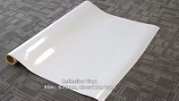 Fournisseur d'usine Rouleau d'autocollants en vinyle PVC imprimable Film réfléchissant Impression Rouleau d'affiches Matériaux pour solvant, éco-solvant, UV