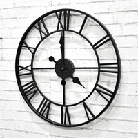 Horloge décorative en métal à piles silencieuse intérieure noire, grande horloge murale en fer forgé vintage industrielle européenne