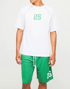 Conjunto Deportivo de Camiseta y Pantalones Cortos de Malla Verde Regular, 100% Algodón, para Hombre - Product Image 1