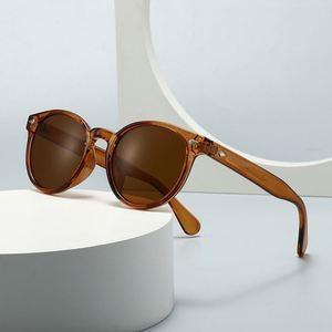 Moda <span class=keywords><strong>Mi</strong></span> Nail Round Rivets Shades Hd Driving Ladies Eyewear Tortoiseshell Frame Yellow Sun Gafas Oculos De <span class=keywords><strong>Sol</strong></span> - Product Image 1