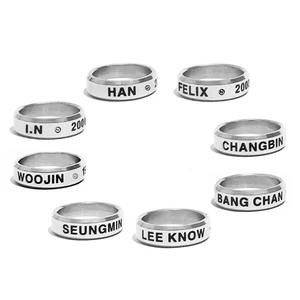 Bague en acier inoxydable gravée avec le nom, la date de naissance de Bangchan, Hyunjin, Han, Changbin, Lee Know, Felix, accessoires de mode pour les doigts - Product Image 1
