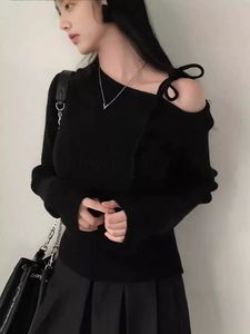 Maglione da donna con scollo a V in <span class=keywords><strong>maglia</strong></span> da donna rosso nero con <span class=keywords><strong>spalle</strong></span> <span class=keywords><strong>scoperte</strong></span> per abbigliamento autunno inverno - Product Image 5