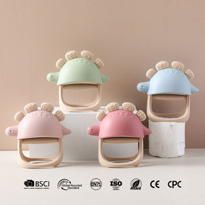 Mordedor de muñeca anticaída personalizado, guante mordedor suave con diseño de animal, juguete sensorial para niños, mordedor de silicona sin BPA para bebés con madera - Product Image 1