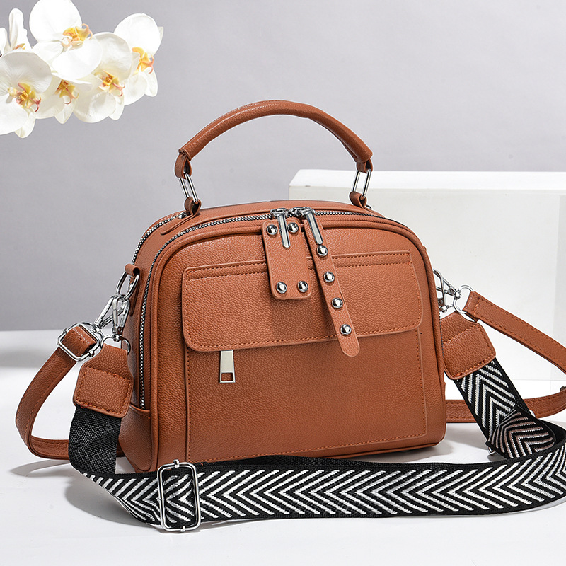 สีเหลืองเอิร์ธโทน