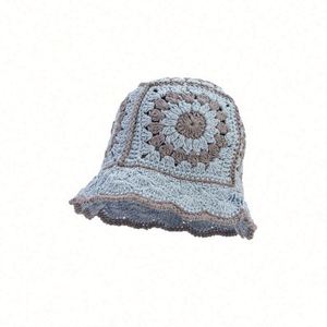 Gorro de Punto Personalizado Hecho a Mano, Estilo Bohemia, de Lujo, con Flores Caladas, Diseño de Copo de Nieve, para Invierno, con Borde Corto - Product Image 6