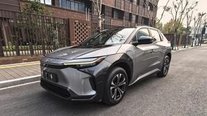 FAW Toyota BZ4X 2022 4WD Edizione PRO ad Alte Prestazioni - Product Image 2