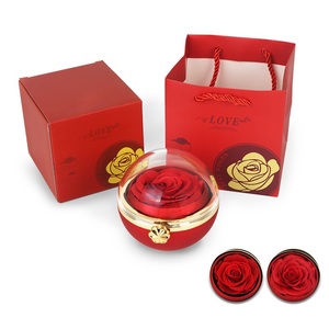 Contenitore di gioielli in acrilico rotondo di lusso con fiori di Rose conservati in cupola di vetro regalo romantico per il suo compleanno di <span class=keywords><strong>San</strong></span> <span class=keywords><strong>Valentino</strong></span> - Product Image 6