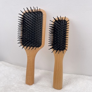 Fabricant de brosses <span class=keywords><strong>à</strong></span> <span class=keywords><strong>cheveux</strong></span> antistatiques <span class=keywords><strong>en</strong></span> <span class=keywords><strong>bois</strong></span> de hêtre <span class=keywords><strong>Brosse</strong></span> démêlante Peigne de massage du cuir chevelu Paddle Air Cushion Styling Tools for Women Men - Product Image 4