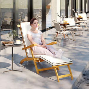 Chaise longue <span class=keywords><strong>de</strong></span> patio pliable en bois d'acacia avec coussin rembourré et repose-pieds, design moderne, chaise inclinable portable pour l'extérieur, pour le <span class=keywords><strong>jardin</strong></span>, blanche - Product Image 2