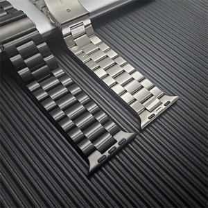 <span class=keywords><strong>Cinturino</strong></span> classico a tre perline in acciaio inossidabile con <span class=keywords><strong>cinturino</strong></span> in metallo solido fibbia pieghevole per orologio Appl durevole <span class=keywords><strong>38mm</strong></span> 42mm - Product Image 4