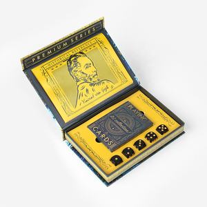 Bộ Bài Poker Trong Hộp Nam Châm Với 5 Con Xúc Xắc - Product Image 1