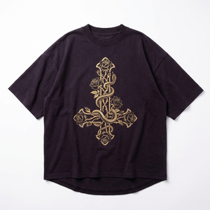 T-shirt graphique en strass, teinture pigmentaire, coupe oversize, coton épais 300 GSM, style gothique avec impression dorée pour marque privée et vente en gros - Product Image 1