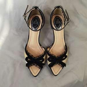 Ultimi <span class=keywords><strong>Sandali</strong></span> Talons Haut Fashion con Fiocco Viola e Nero, Tacco a Rocchetto, Cinturino alla Caviglia, Punta Affusolata e Tacco in <span class=keywords><strong>Raso</strong></span> - Product Image 5