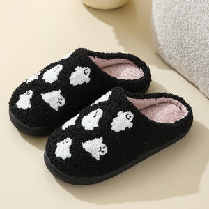 Pantuflas Personalizadas de Diseño Antideslizantes de Felpa con Estampados de Fantasmas de Dibujos Animados, Múltiples Diseños Lindos, Unisex, Cómodas para Invierno - Product Image 3