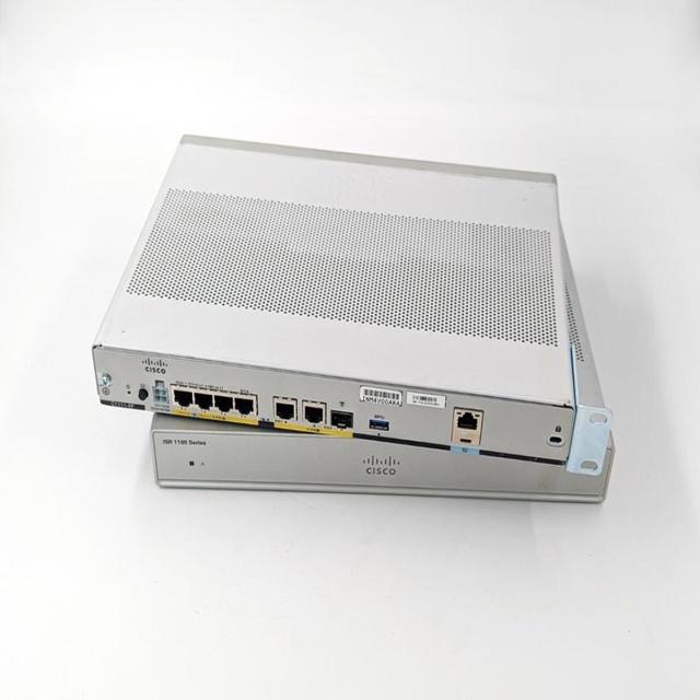 1 Unit of C1111-4p Isr 1100 Series 4-port Dual Wan Ethernet Router Plc