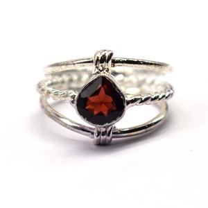925 Sterling Silver Heart Shape Natural <b>Garnet</b> Gemstone Handmade <b>Ring</b> - Product Image 1