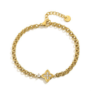 Pulsera de Acero Inoxidable para Mujer, Marca Showfay, Resistente al Agua, Antideslustre, Chapada en Oro de 18K, con Zirconia en Forma de Trébol - Product Image 1