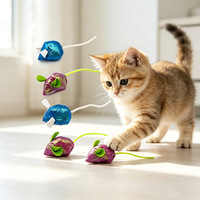 Jouet pour chat en forme de souris brillante effet laser, mini souris interactive colorée pour chaton, jouet de stimulation pour animaux de compagnie
